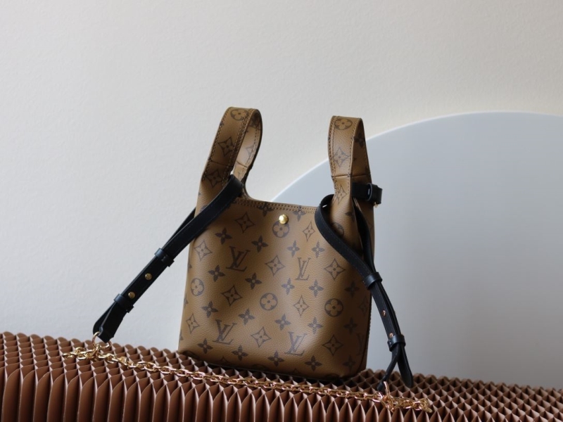 LV Shopping Bags